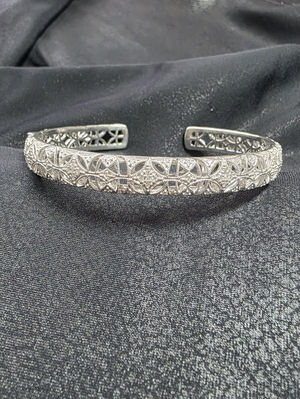 Neil Lane Cuff Bracelet 1/3ct tw Natural Diamonds In Sterling Silver